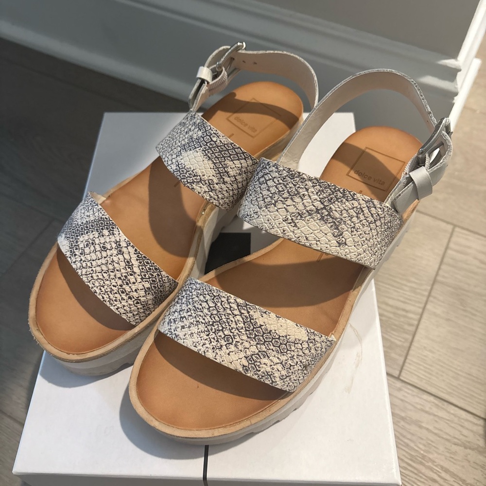 Franco Sarto Snakeskin Pattern Sandals size 8.5